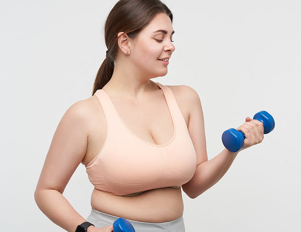 What Are The Benefits of A Plus-Size Sports Bra?